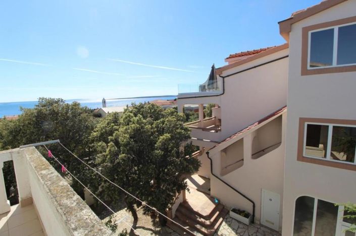 Image No.15-Propriété de 12 chambres à vendre à Pag