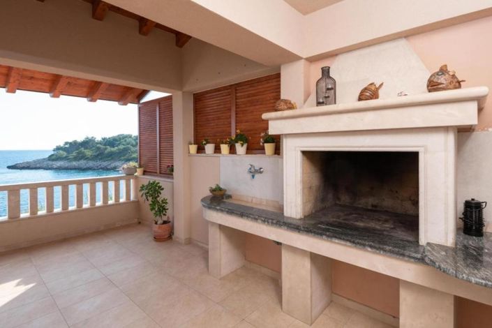 Image No.21-5 Bed Property for sale