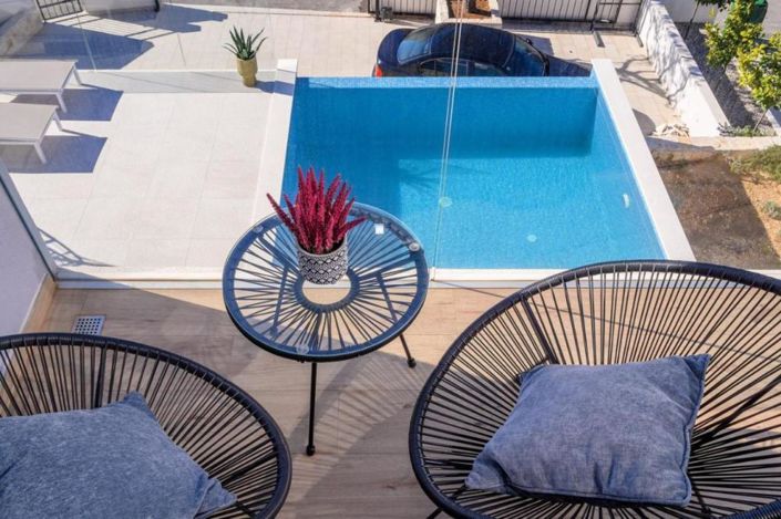 Image No.3-Propriété de 3 chambres à vendre à Rogoznica