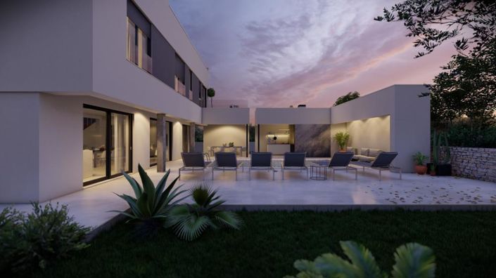 Image No.9-4 Bed Property for sale