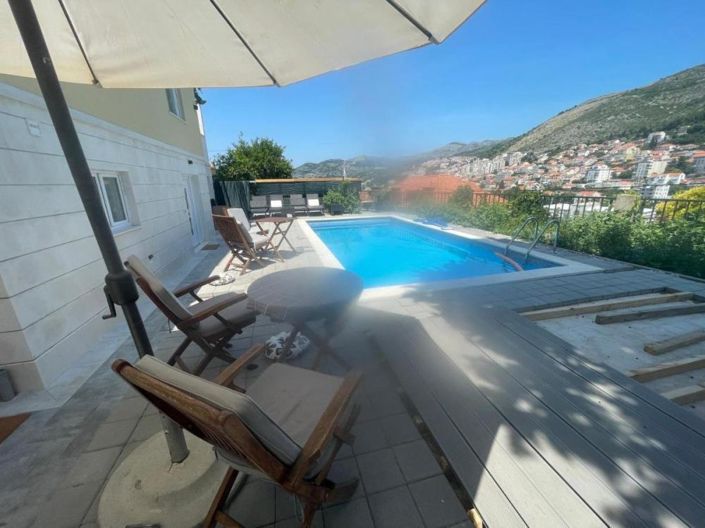 Image No.4-Propriété de 5 chambres à vendre à Dubrovnik