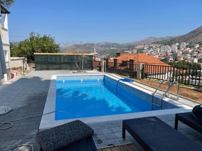 Image No.5-Propriété de 5 chambres à vendre à Dubrovnik