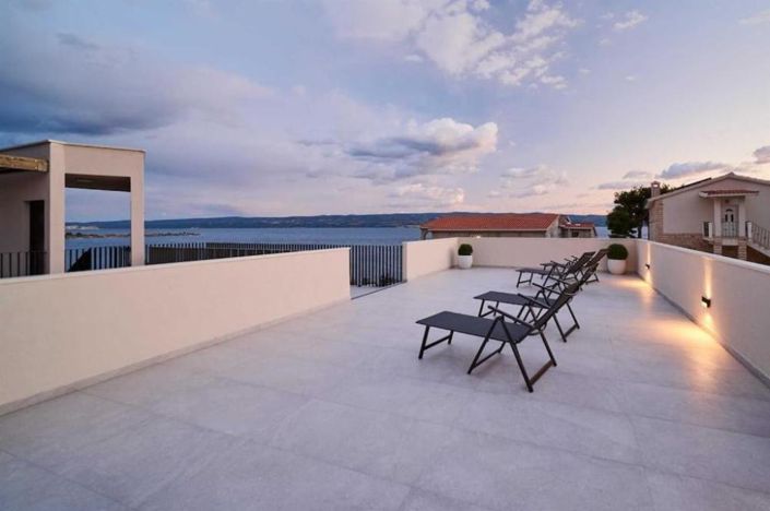 Image No.10-Propriété de 6 chambres à vendre à Omiš