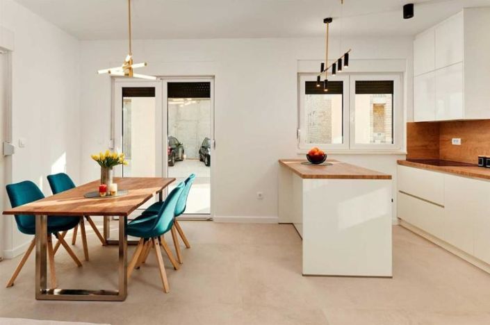 Image No.15-Propriété de 6 chambres à vendre à Omiš