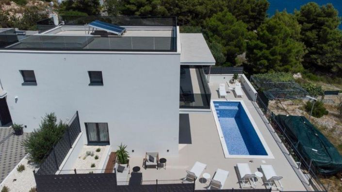 Image No.8-Propriété de 4 chambres à vendre à Ciovo