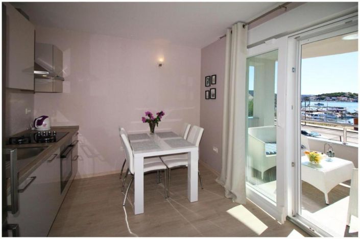 Image No.17-Propriété de 8 chambres à vendre à Rogoznica