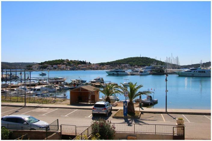 Image No.4-Propriété de 8 chambres à vendre à Rogoznica