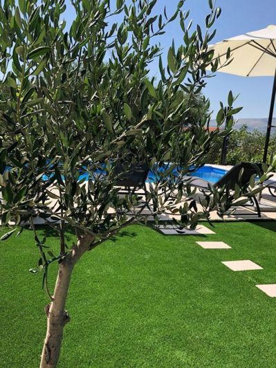 Image No.7-5 Bed Property for sale