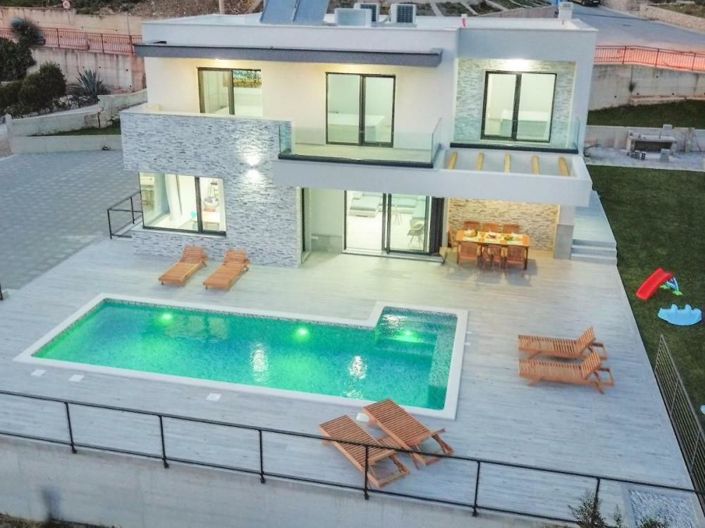 Image No.20-Propriété de 4 chambres à vendre à Split