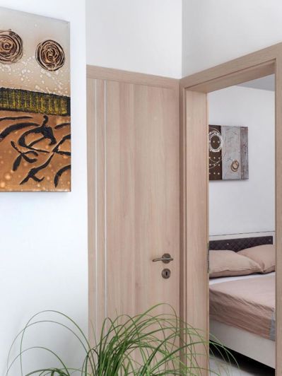 Image No.20-14 Bed Property for sale