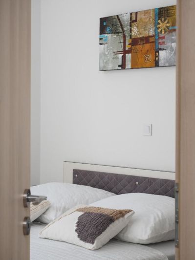 Image No.24-14 Bed Property for sale