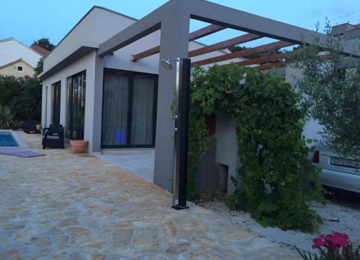 Image No.21-12 Bed Property for sale