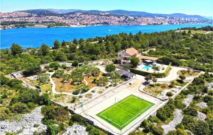 Image No.6-Propriété de 4 chambres à vendre à Sibenik