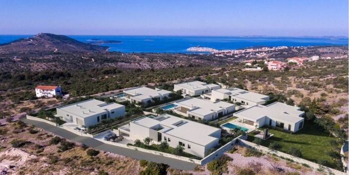 Image No.3-Propriété de 4 chambres à vendre à Primošten