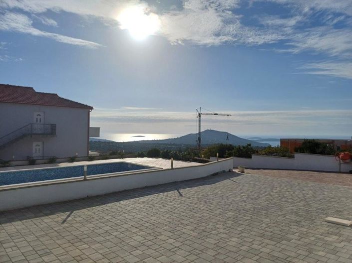 Image No.11-Propriété de 6 chambres à vendre à Primošten