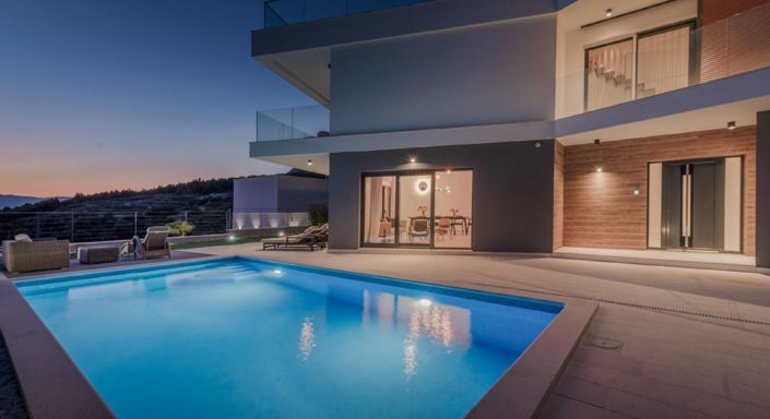 Image No.3-Propriété de 4 chambres à vendre à Split