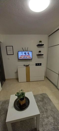 Image No.17-4 Bed Property for sale