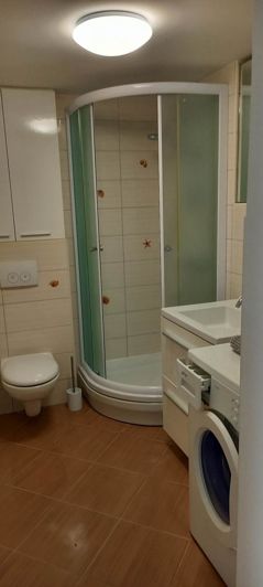 Image No.19-4 Bed Property for sale