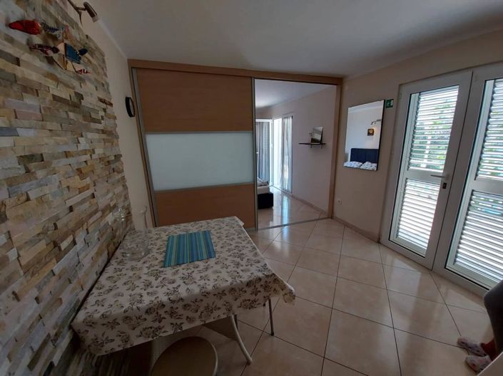 Image No.22-4 Bed Property for sale