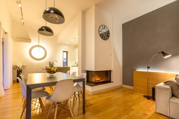 Image No.19-5 Bed Property for sale