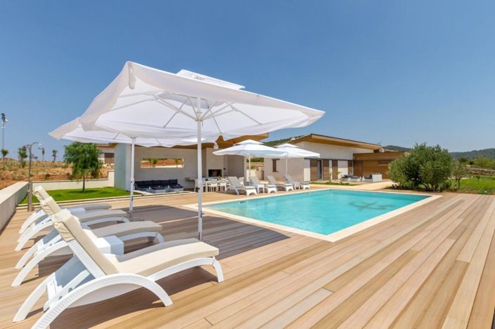 Image No.4-5 Bed Property for sale