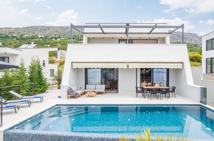 Image No.3-4 Bed Property for sale