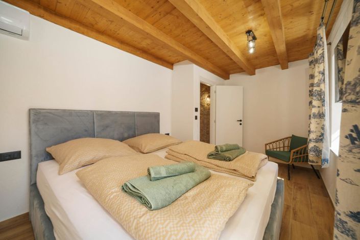 Image No.23-3 Bed Property for sale