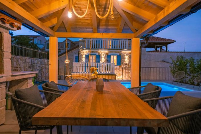 Image No.9-3 Bed Property for sale