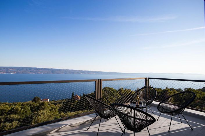 Image No.3-4 Bed Property for sale