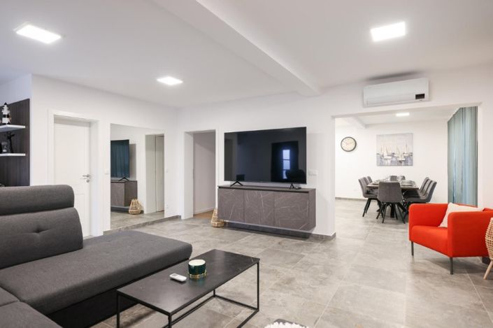 Image No.4-Propriété de 5 chambres à vendre à Vir