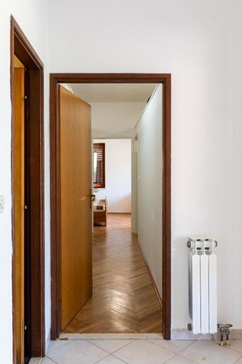 Image No.2-Propriété de 12 chambres à vendre à Croatie