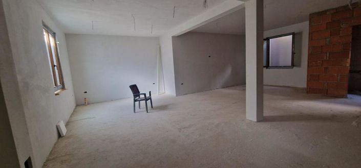 Image No.15-Propriété de 4 chambres à vendre à Split