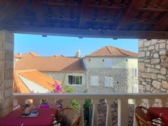 Image No.4-Propriété de 8 chambres à vendre à Supetar