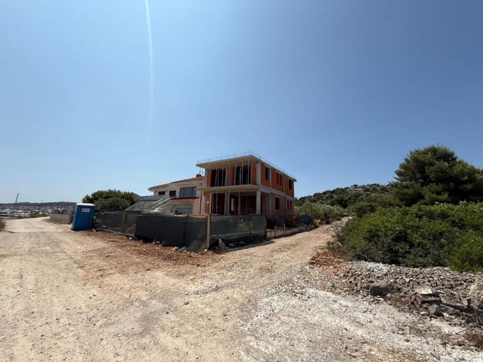 Image No.3-Propriété de 4 chambres à vendre à Murter