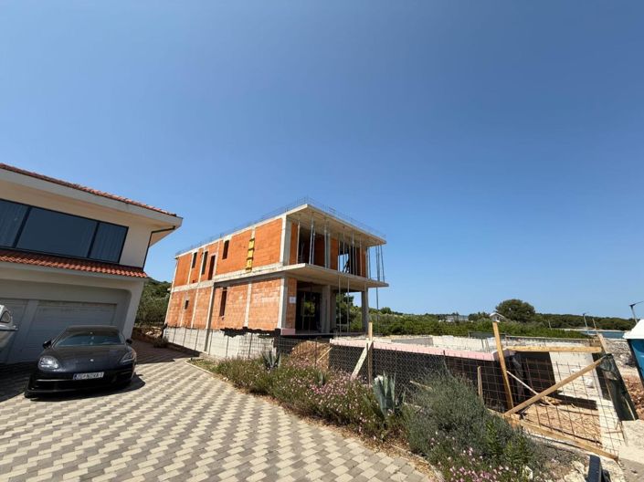 Image No.9-Propriété de 4 chambres à vendre à Murter