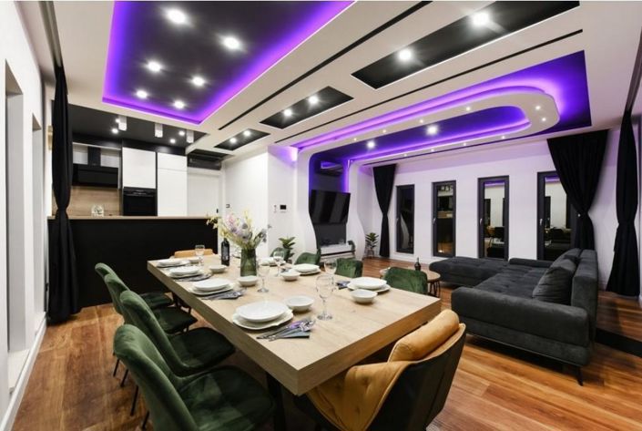 Image No.17-4 Bed Property for sale