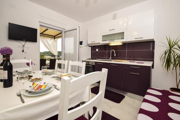 Image No.5-Propriété de 8 chambres à vendre à Croatie