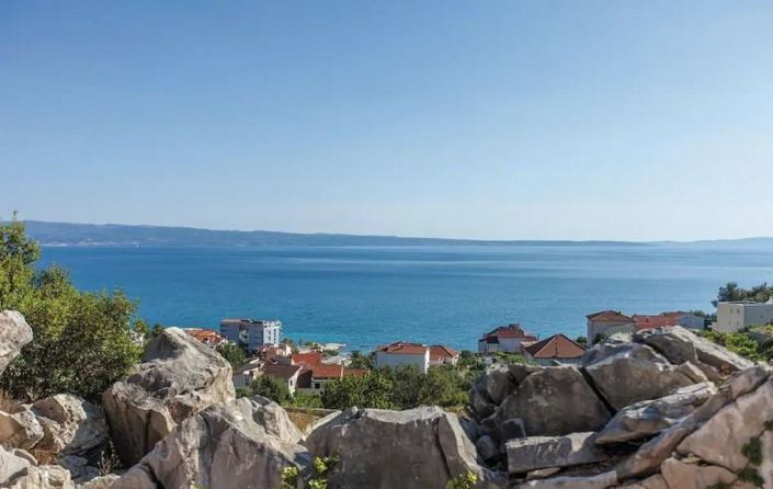 Image No.3-9 Bed Property for sale