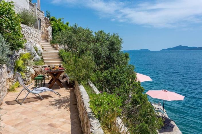 Image No.5-3 Bed Property for sale