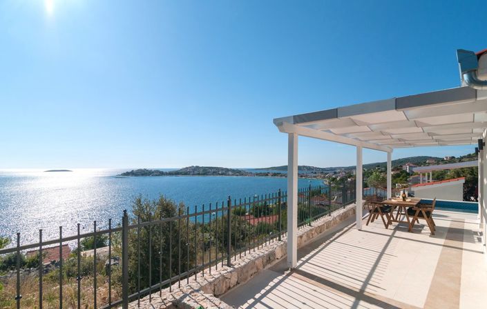 Image No.8-Propriété de 4 chambres à vendre à Rogoznica