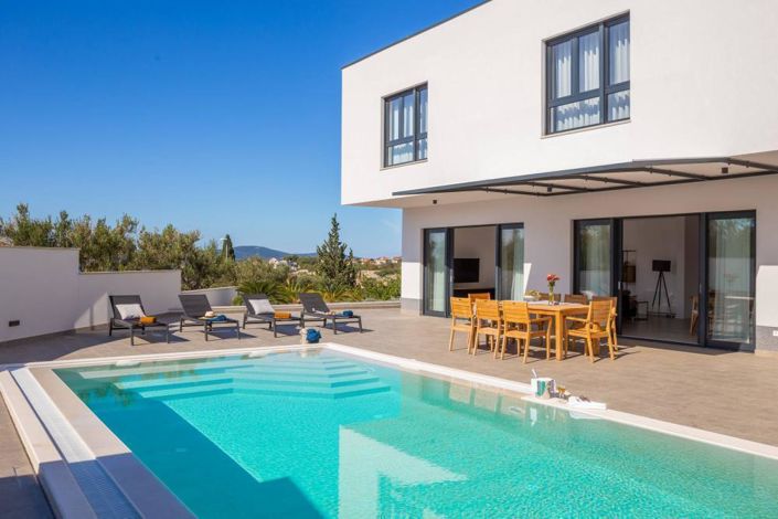 Image No.14-Propriété de 4 chambres à vendre à Milna