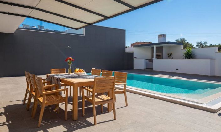 Image No.3-Propriété de 4 chambres à vendre à Milna