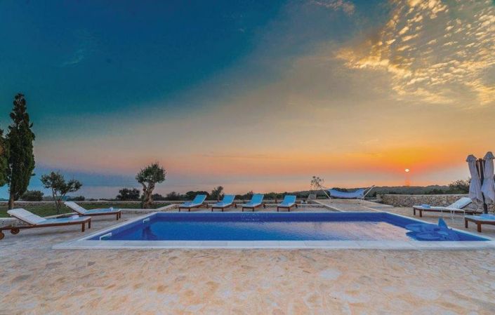 Image No.11-Propriété de 5 chambres à vendre à Novalja