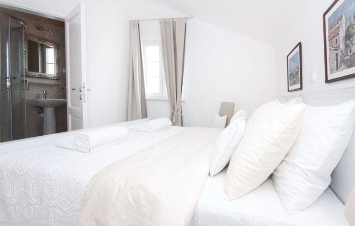 Image No.25-Propriété de 5 chambres à vendre à Novalja