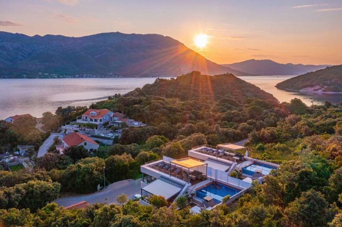 Image No.4-Propriété de 6 chambres à vendre à Korcula