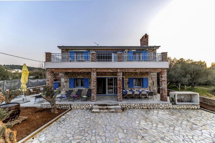 Image No.4-5 Bed Property for sale