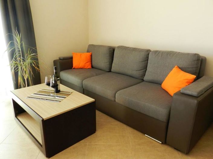 Image No.8-Propriété de 6 chambres à vendre à Premantura