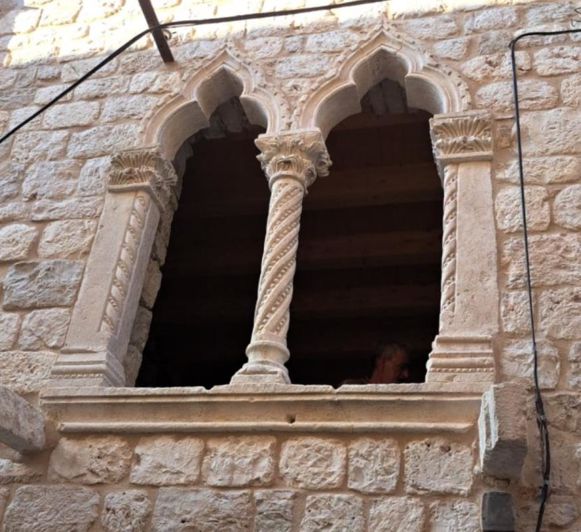 Image No.2-Propriété à vendre à Hvar