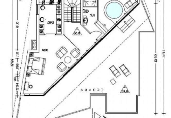 Image No.20-6 Bed Property for sale