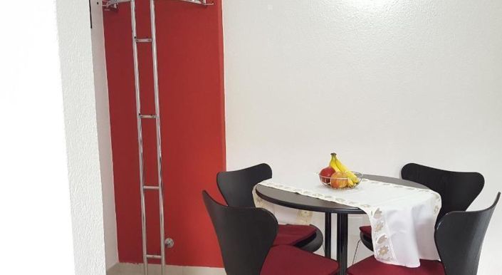 Image No.24-4 Bed Property for sale